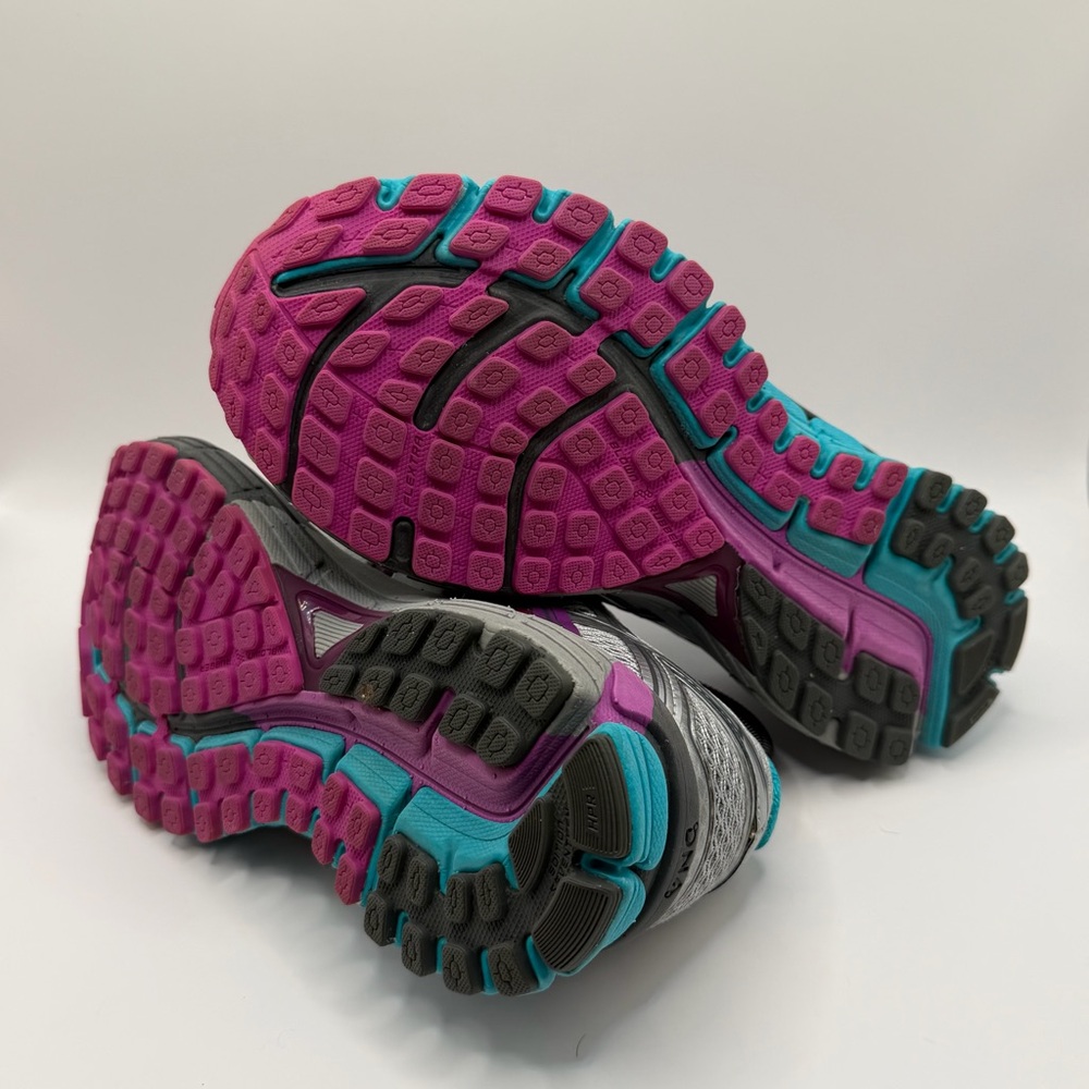 Brooks Adrenaline GTS 17 Women's Size 7 2E EX Wide Running Shoes Silver Purple - Picture 15 of 16